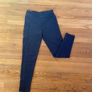 XL, Black Runway Leggings.